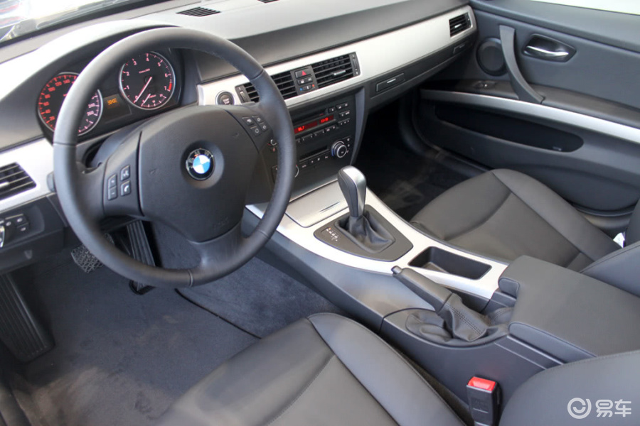 2011款 宝马3系 318i 领先型