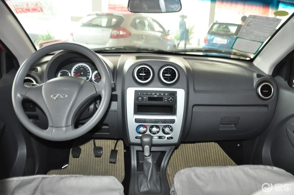 【旗云12010款1.0—mt 舒适型内饰汽车图片-汽车图片大全】-易车