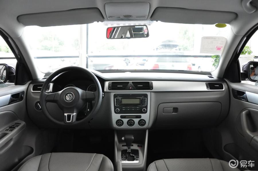 【新宝来2011款1.4t 自动 豪华型内饰汽车图片-汽车图片大全】-易车网