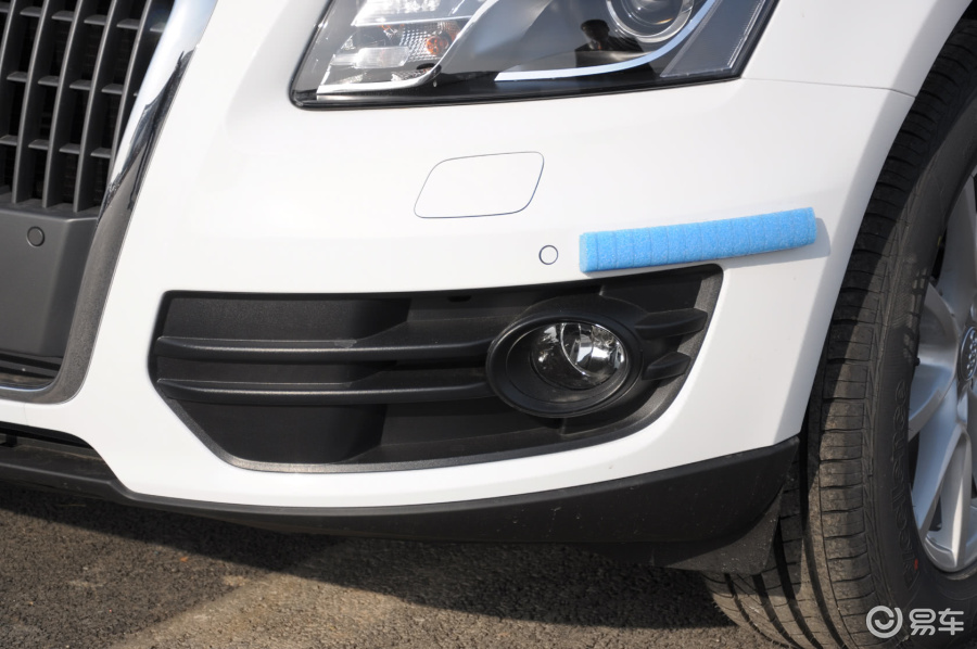 【奥迪q52012款2.0 tfsi 技术型雾灯汽车图片-汽车图片大全】-易车网