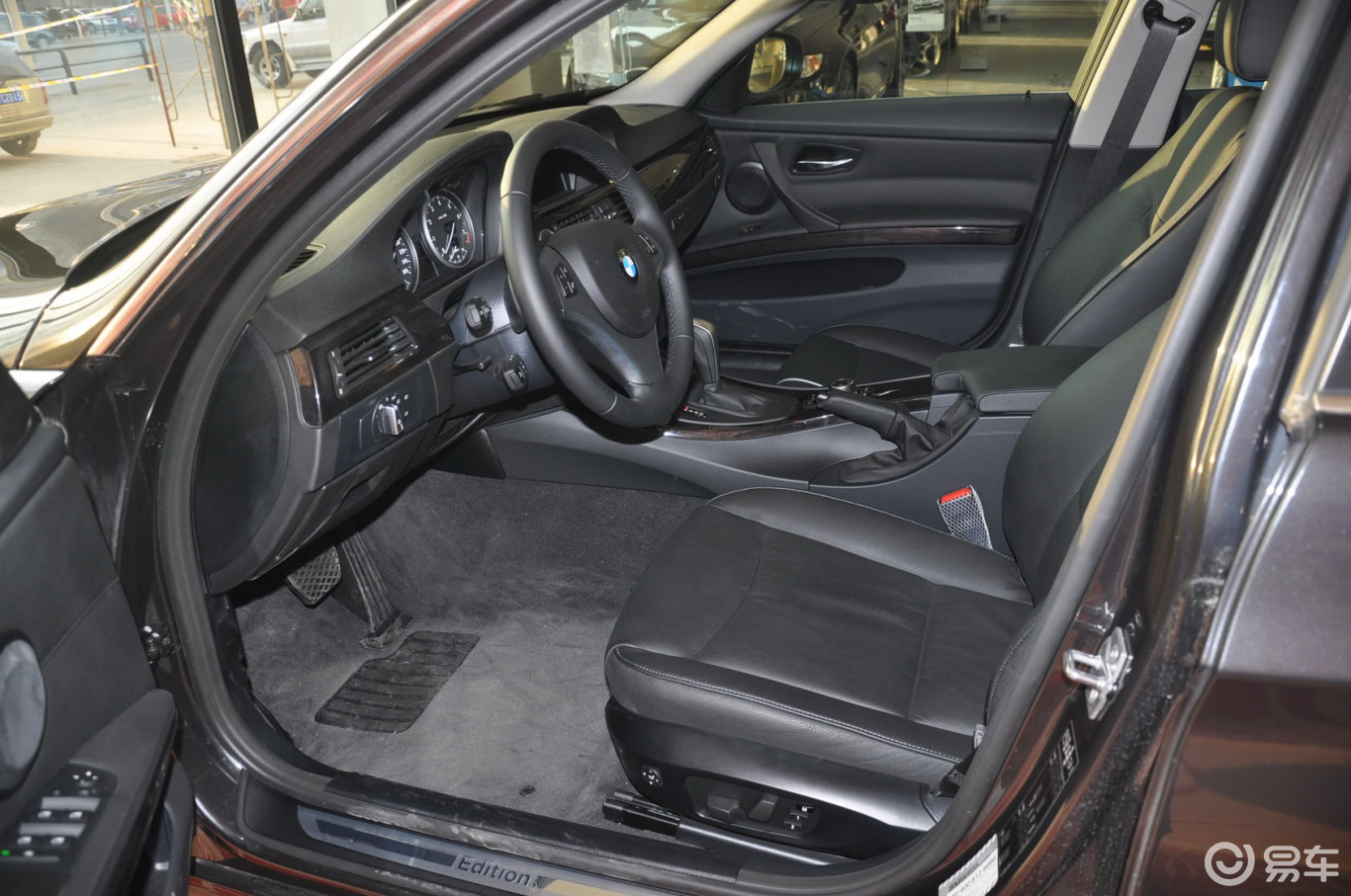 【宝马3系 325i 豪华型】宝马3系_325i 豪华型图片-网通社汽车