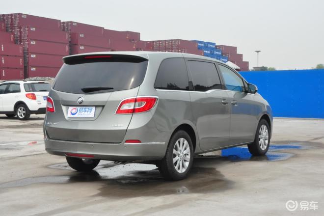 别克gl8外观-晶灰