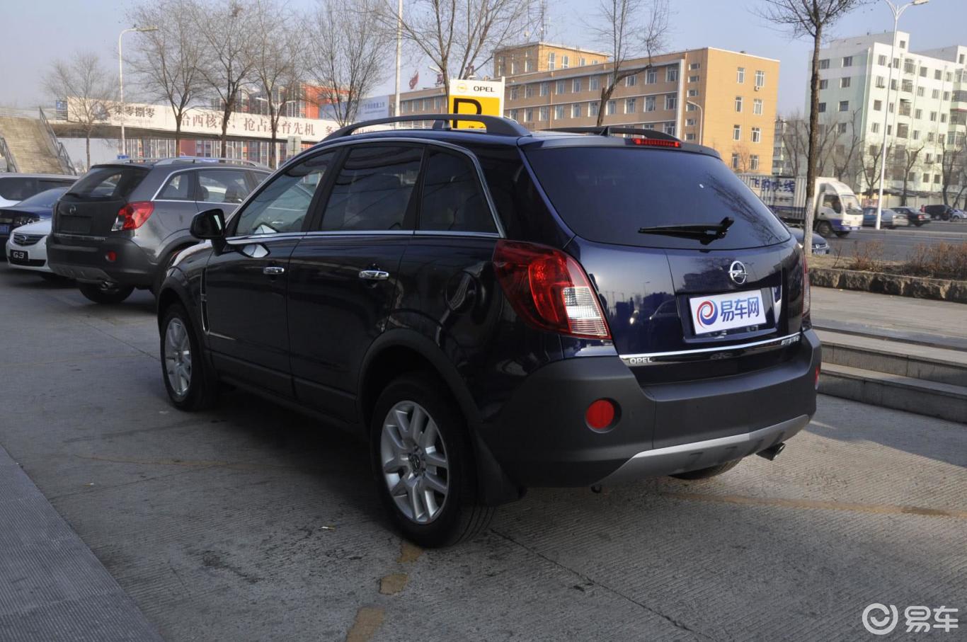 安德拉外观-蓝色