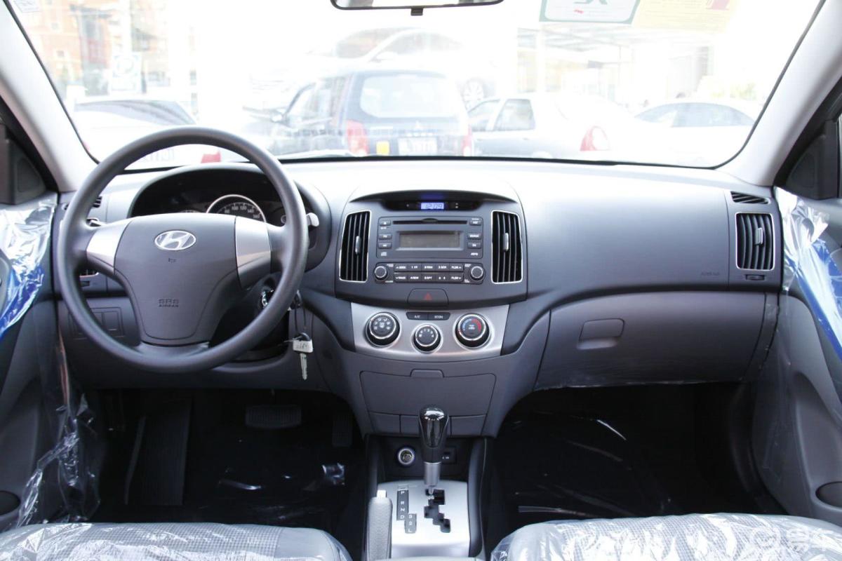 【悦动2011款1.6l gl 自动内饰汽车图片-汽车图片大全】-易车