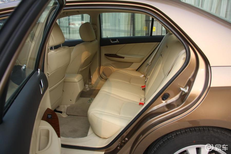 【比亚迪g62011款1.