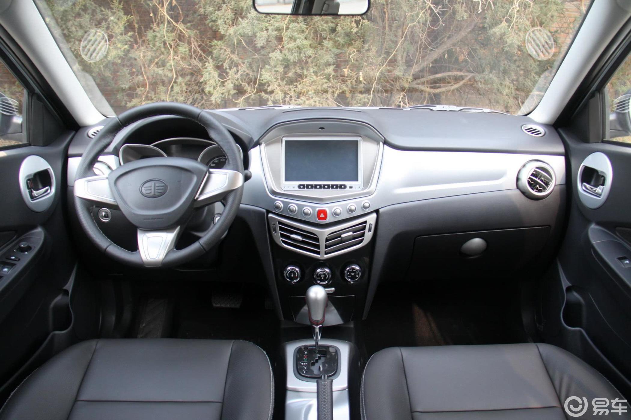 一汽欧朗  欧朗 2012款  2014款  2012款  三厢1.