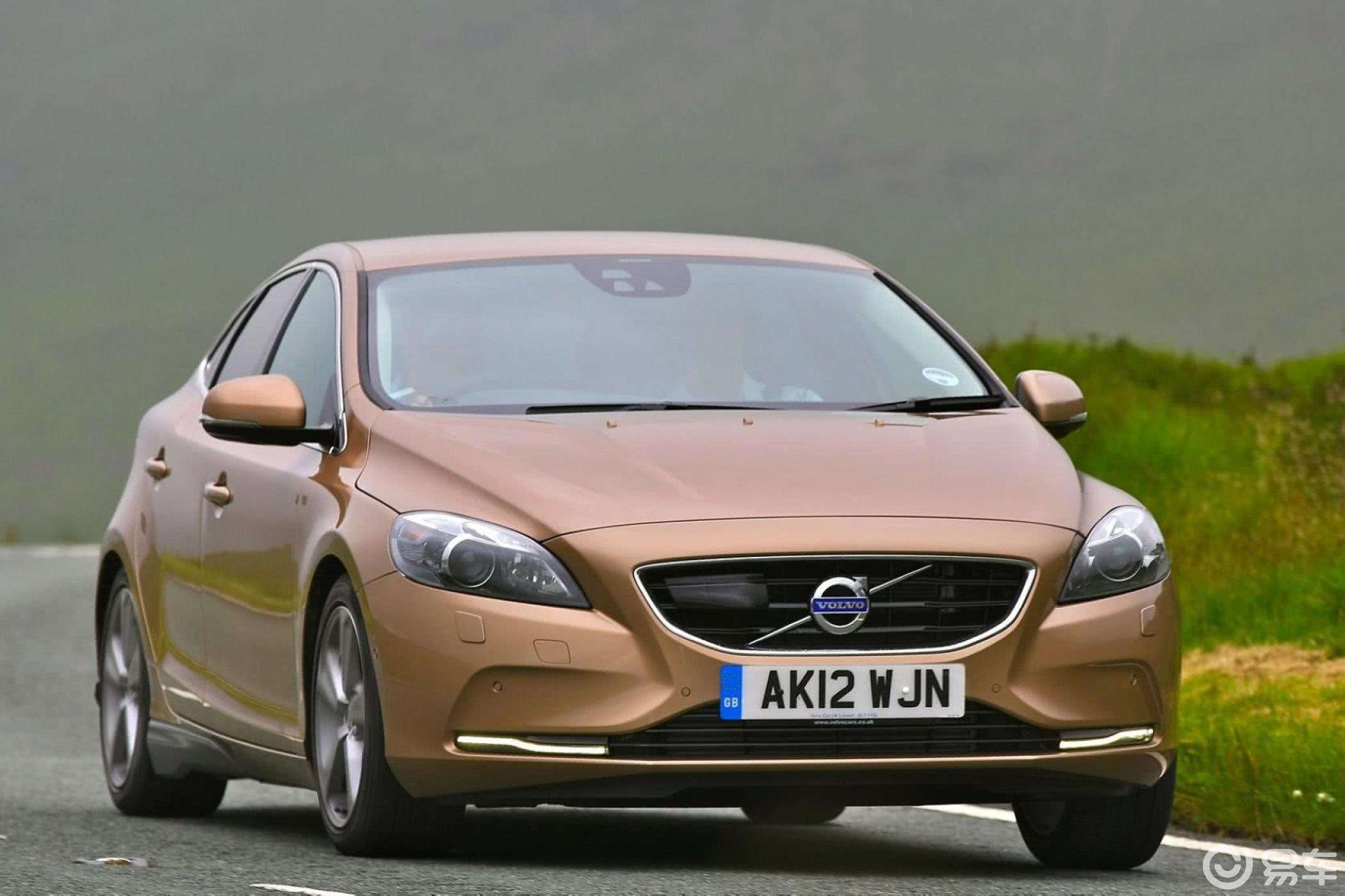 【沃尔沃v402019款t3 智雅版汽车图片-汽车图片大全】-易车