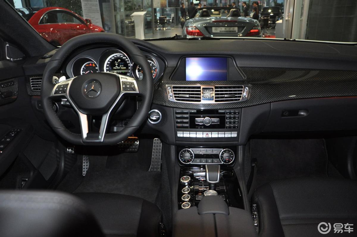【奔驰cls级 amg2012款cls 63 amg内饰全景正拍汽车图片-汽车图片大全