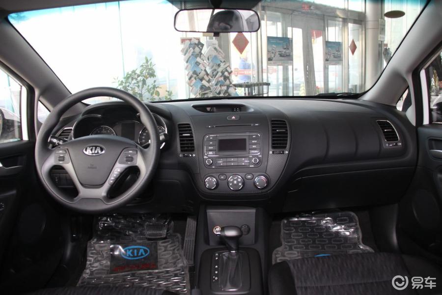 【起亚k32013款1.6l 自动 gl内饰汽车图片-汽车图片大全】-易车网