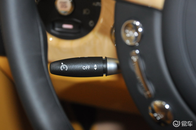 巡航定速控制开关