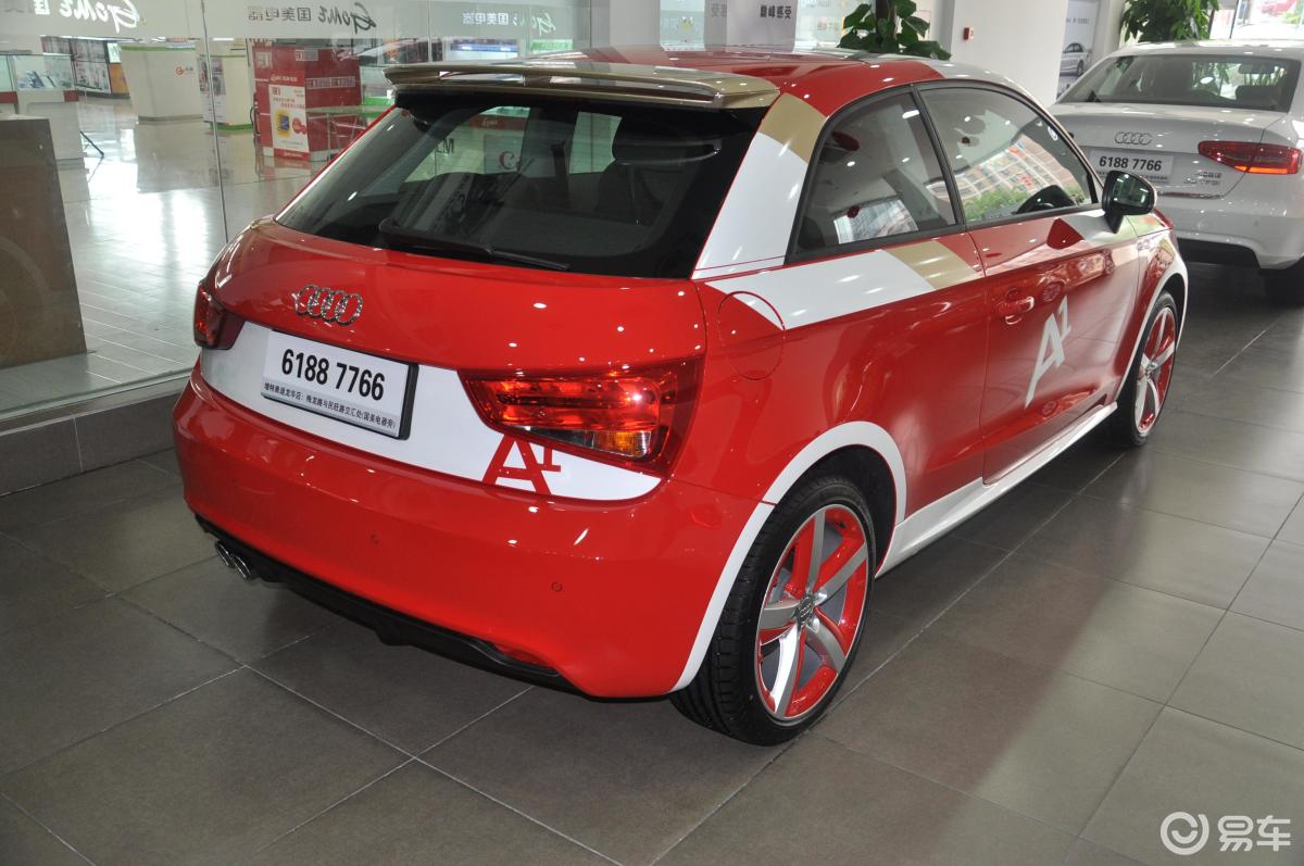 【奥迪a12013款30tfsi ego 中国限量版侧后45度车头向右水平汽车图片