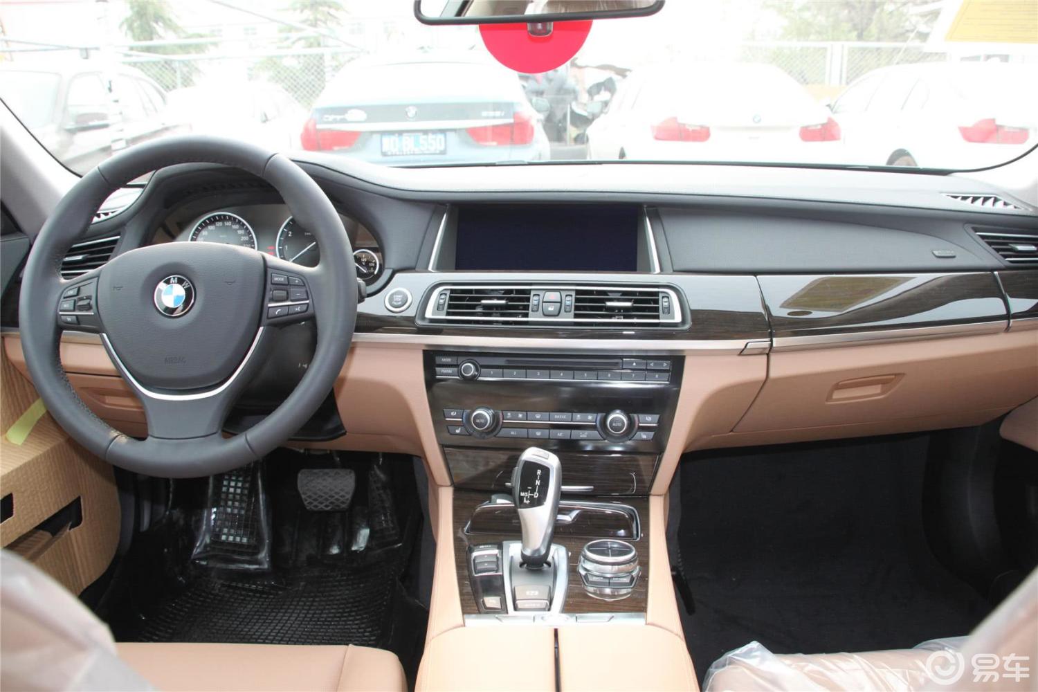 【宝马7系2013款730li 领先型内饰全景正拍汽车图片-汽车图片大全】