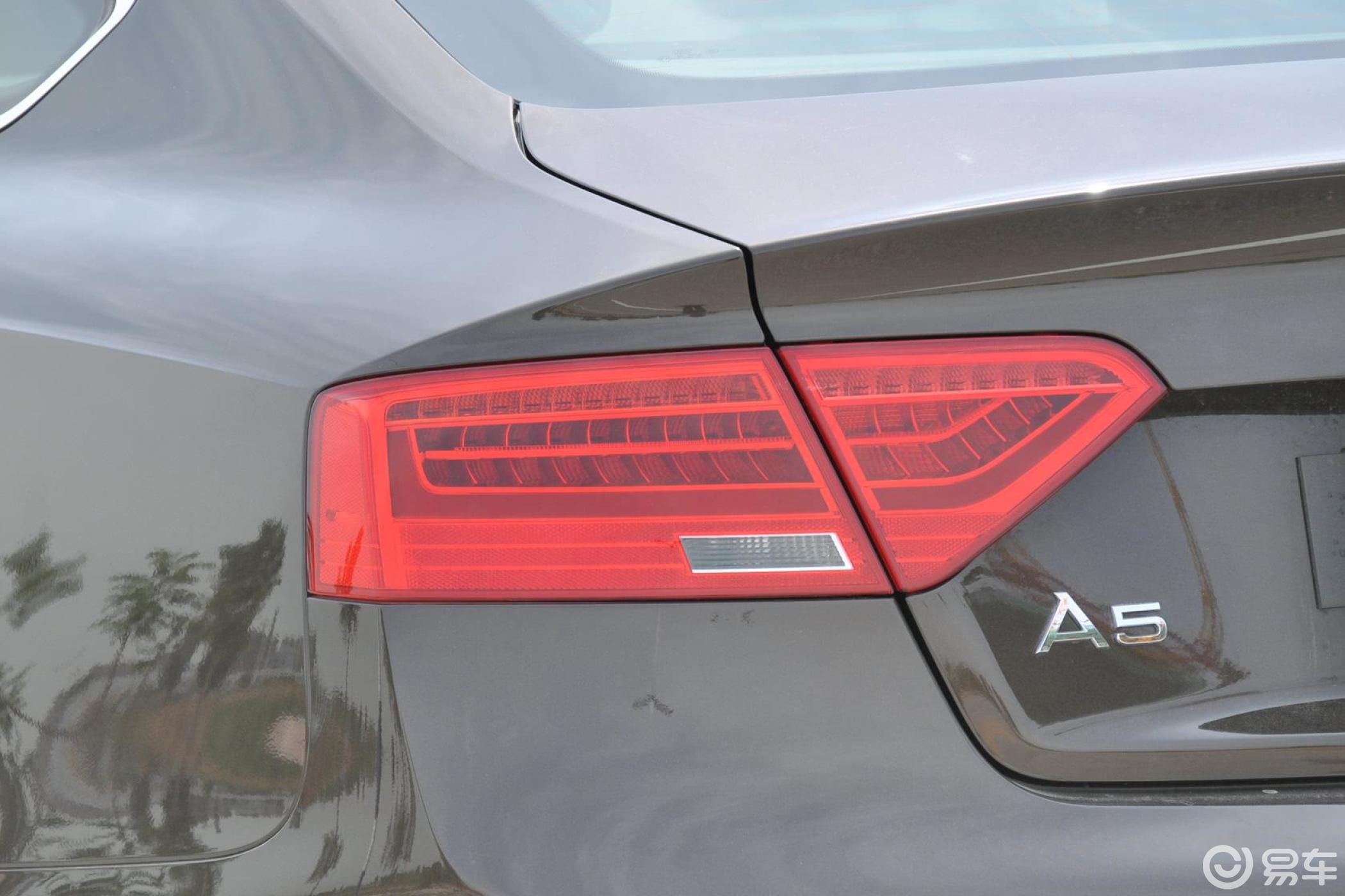 【奥迪a52013款sportback 40tfsi尾灯侧45度俯拍汽车图片-汽车图片