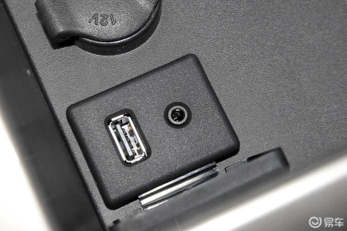 【迈锐宝2013款2.0l 手自一体 豪华版aux接口汽车图片-汽车图片大全】