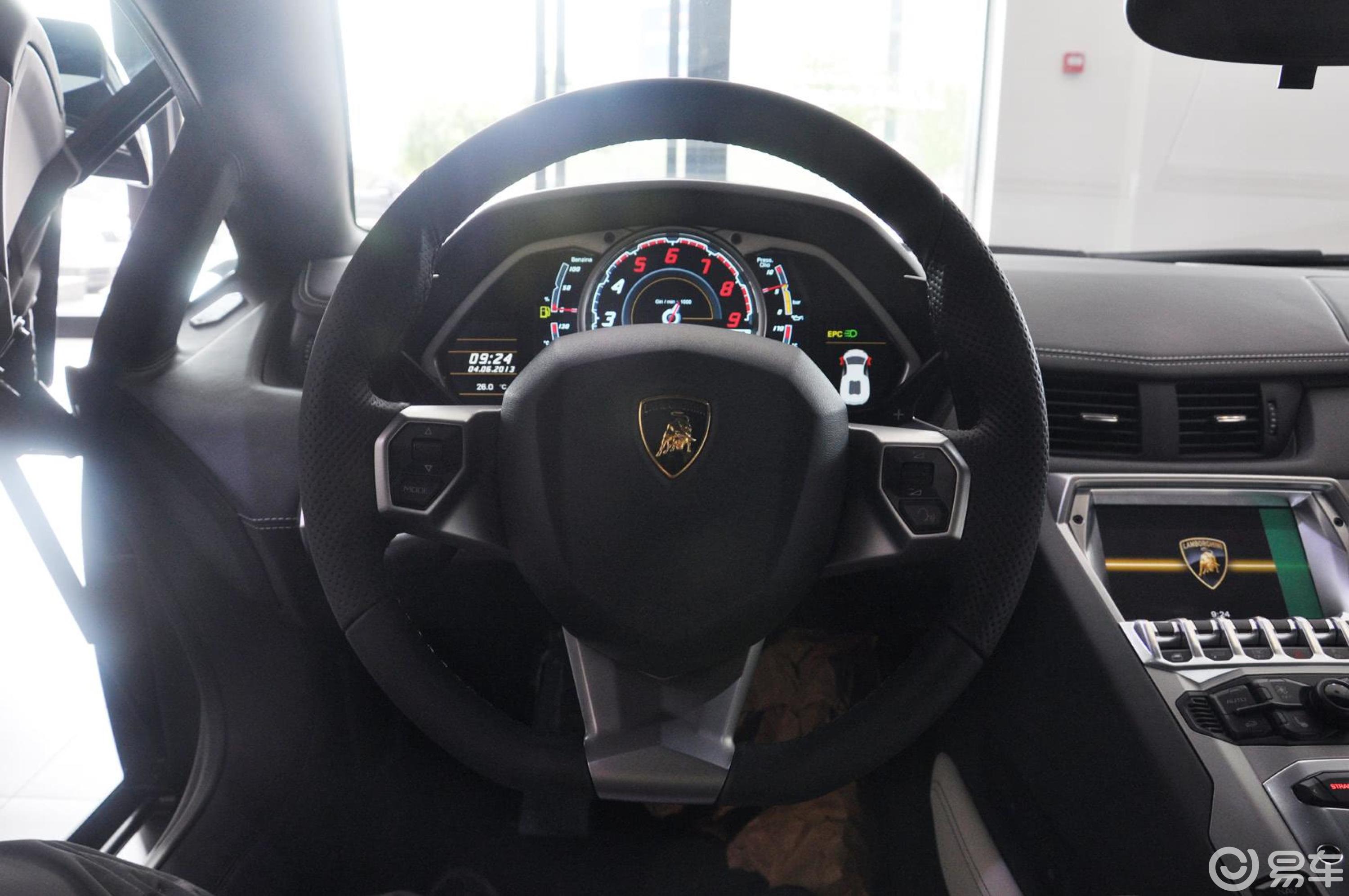 【兰博基尼aventador2013款lp 700-4 roadster方向盘汽车图片-汽车