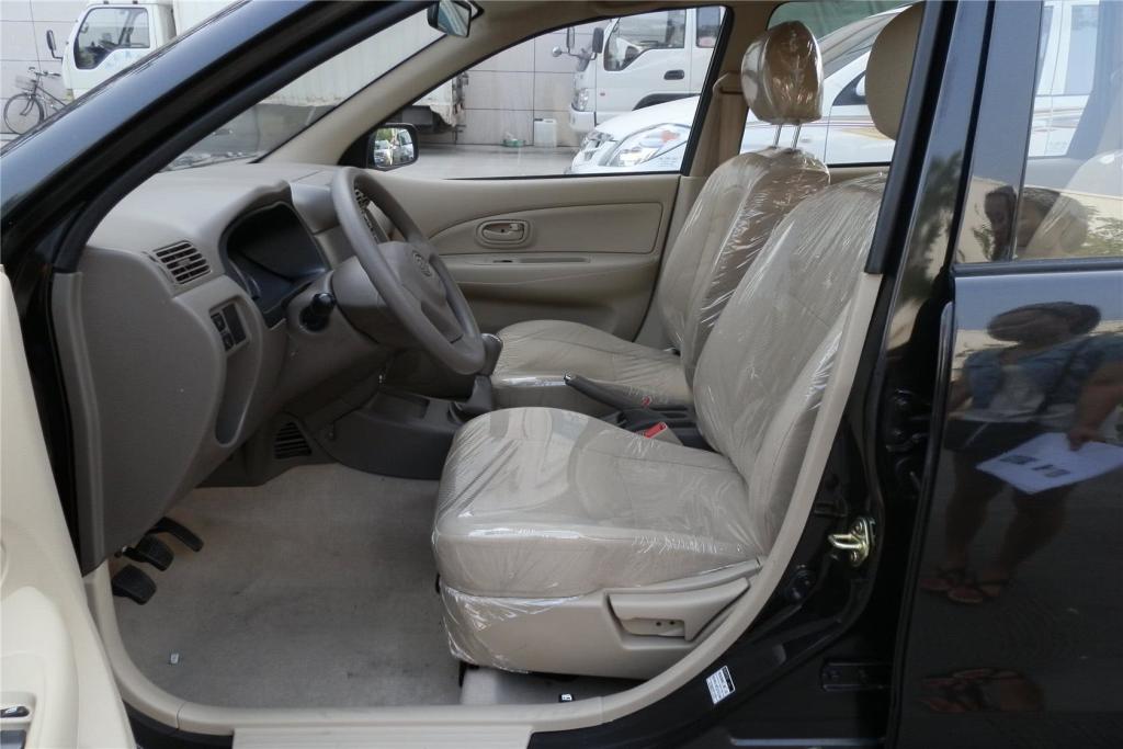 【森雅m80-空间图片一汽森雅m80 空间-魔力黑】-网通社internet info