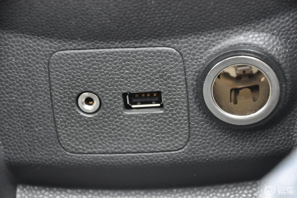 6t 手动aux接口汽车图片-汽车图片大全】-易车