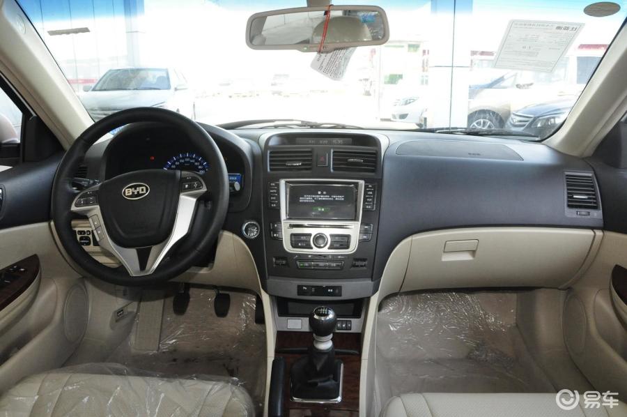 【比亚迪g62012款1.