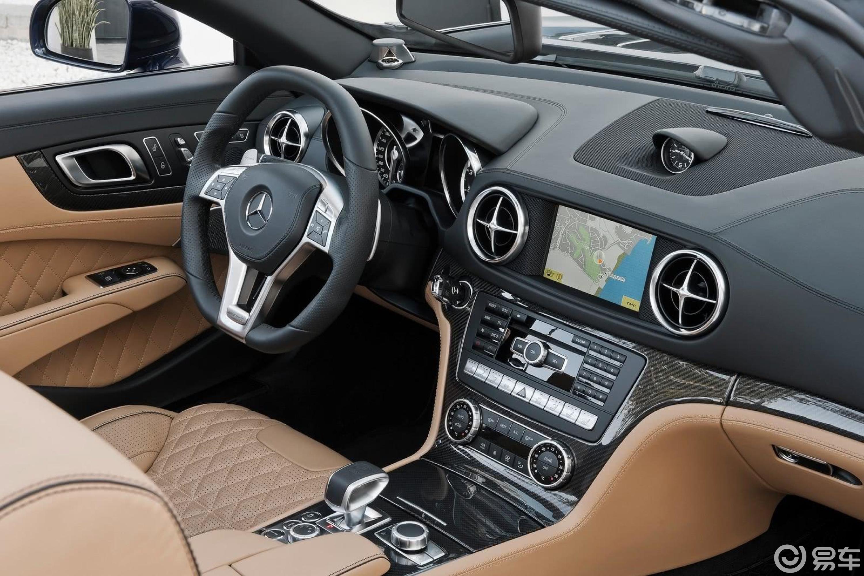 【奔驰sl级 amg2013款sl 63 amg内饰汽车图片-汽车图片大全】-易车