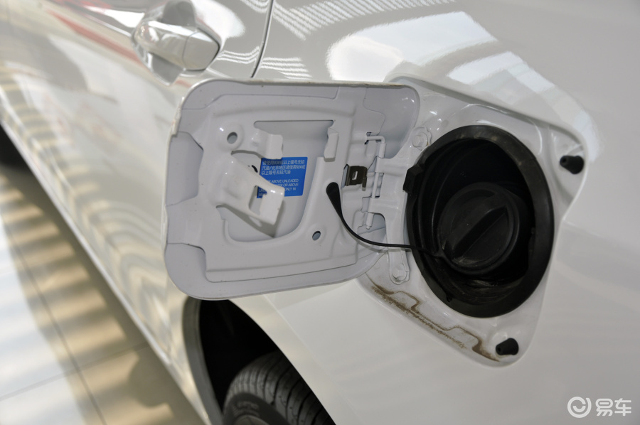 5tid 双离合 舒适型油箱盖汽车图片-汽车图片大全】-易车网