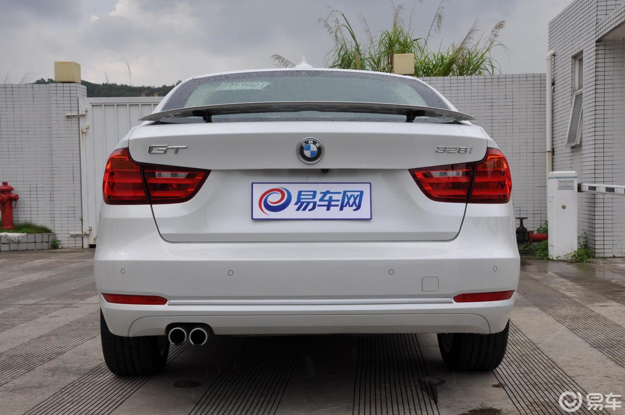 【宝马3系gt2013款328i 风尚设计套装正后水平汽车图片-汽车图片大全