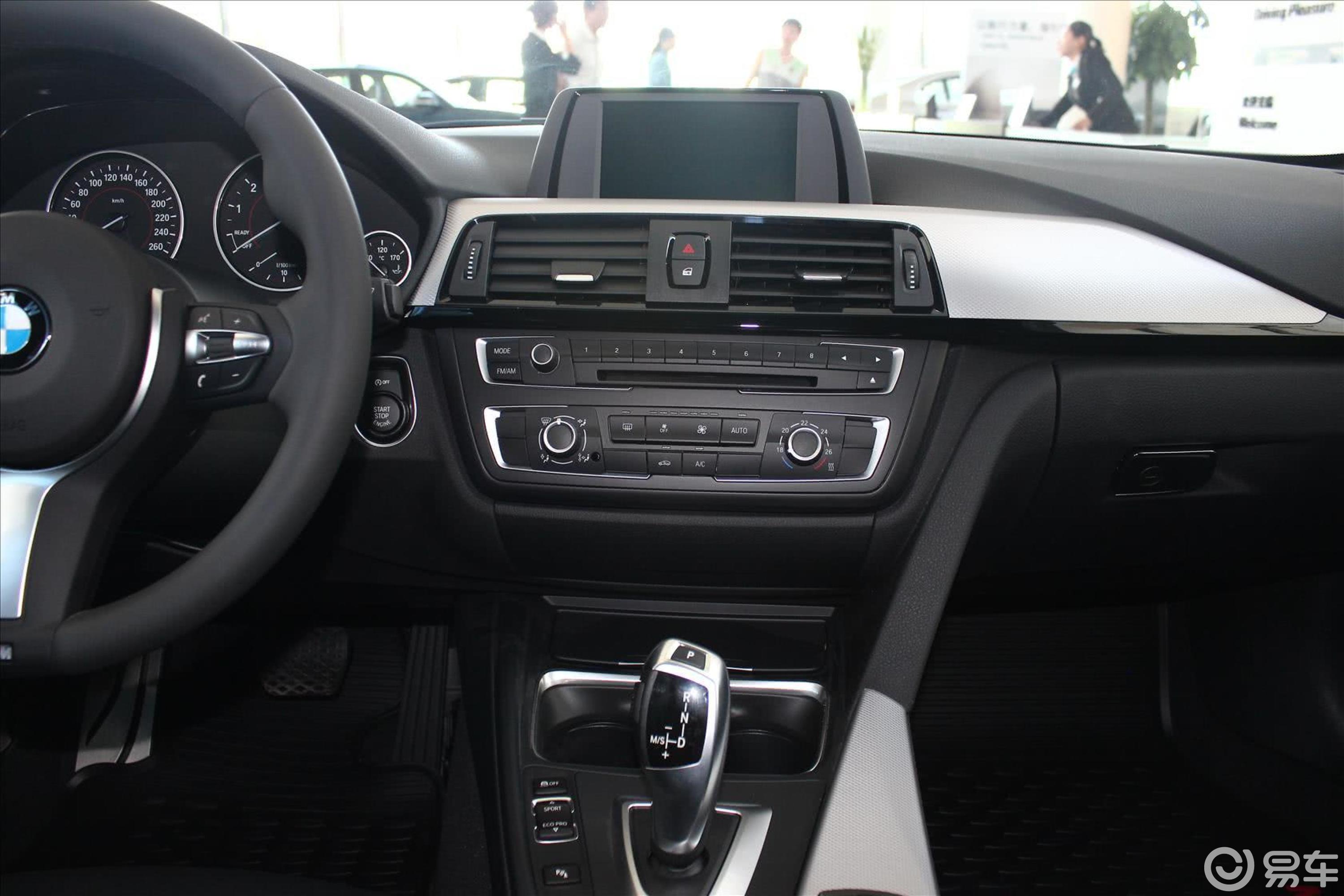 【宝马3系2013款320li 时尚型中控台整体汽车图片-汽车图片大全】