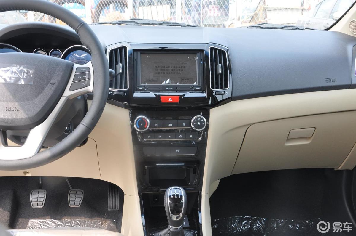 【奇瑞e32013款1.5l 趣尚型中控台整体汽车图片-汽车图片大全】-易车