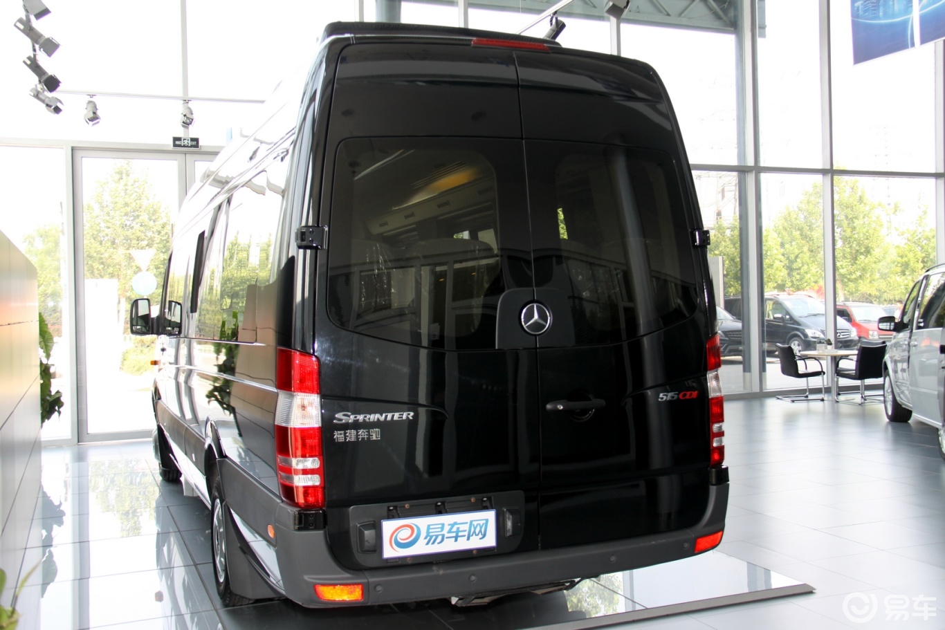 【奔驰凌特 】奔驰凌特_图片-网通社汽车