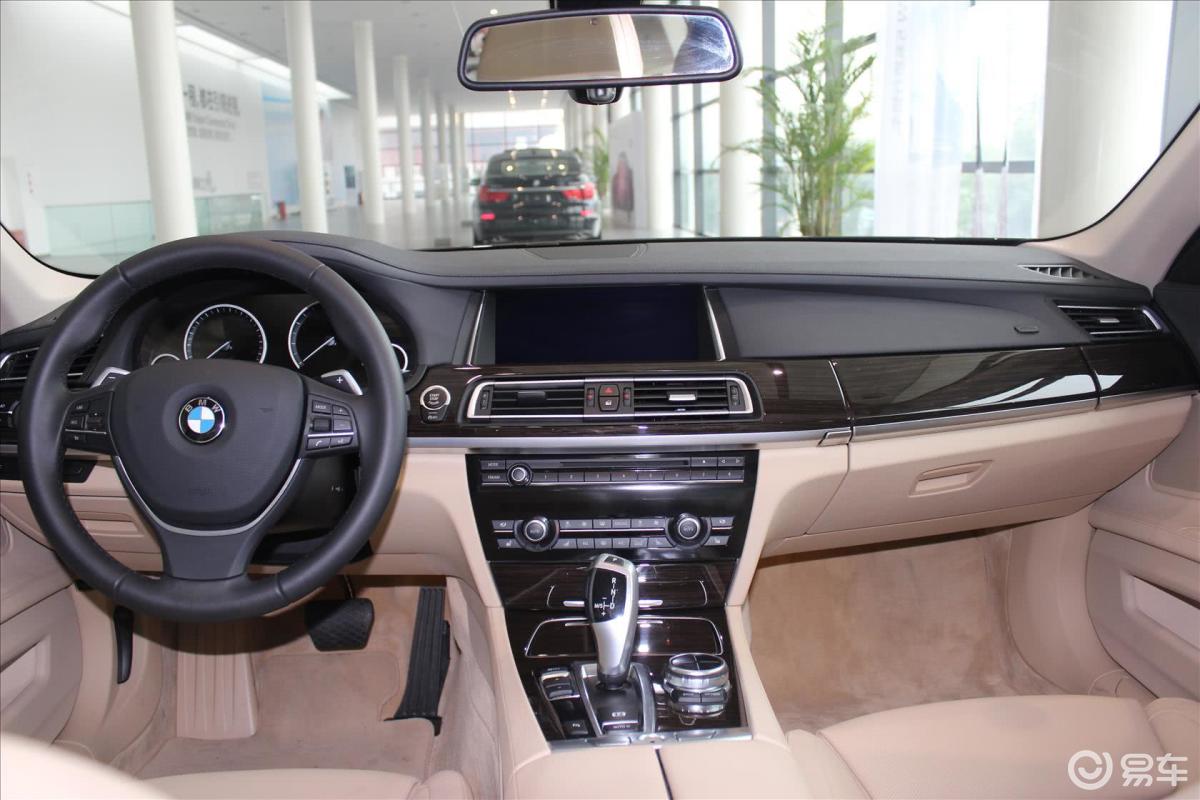 【宝马7系2013款740li xdrive内饰全景正拍汽车图片-汽车图片大全】