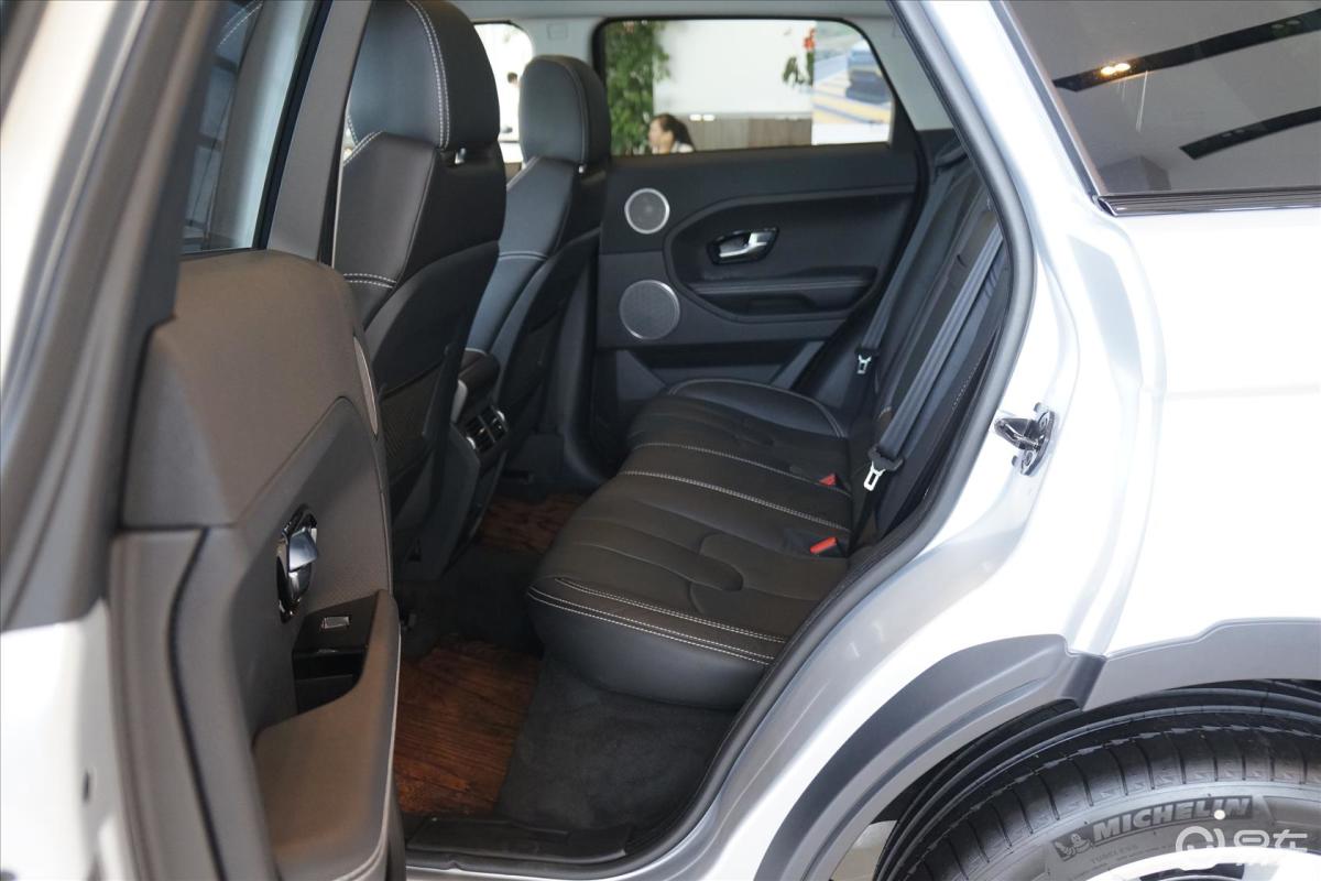 0t 5门耀动版】进口路虎揽胜极光_2.0t 5门耀动版图片-网通社汽车