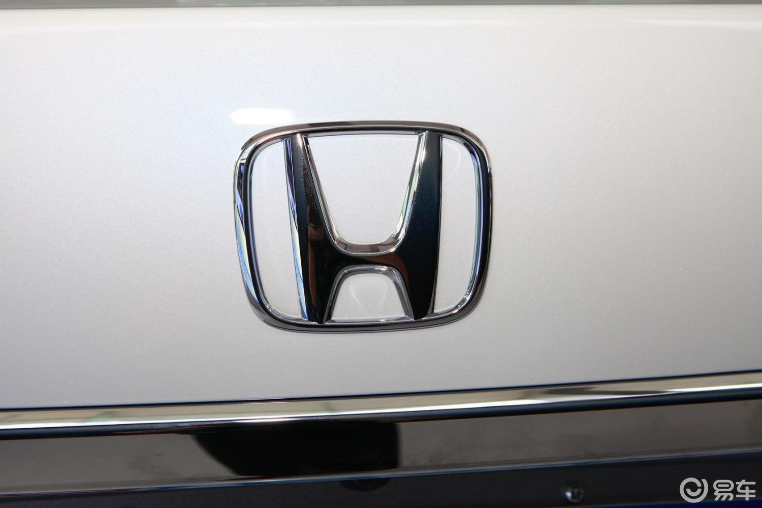 【雅阁2014款2.4l exn 豪华导航版尾标汽车图片-汽车图片大全】-易车