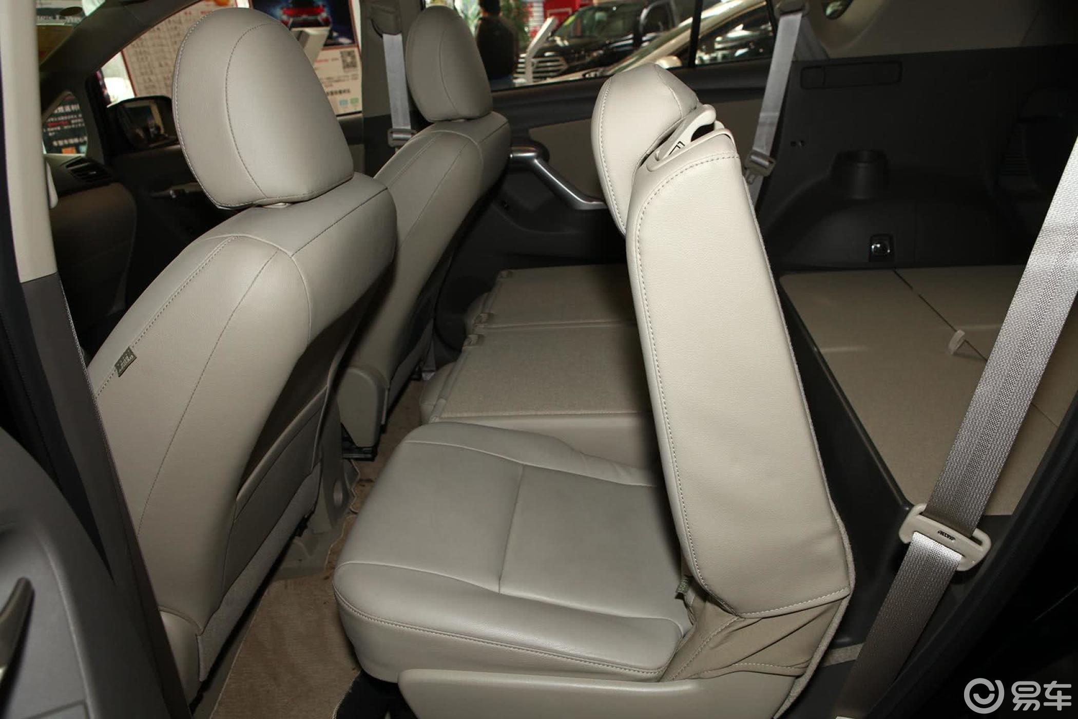 广汽丰田  逸致 2014款  2015款  2014款  2012款  2011款  1.