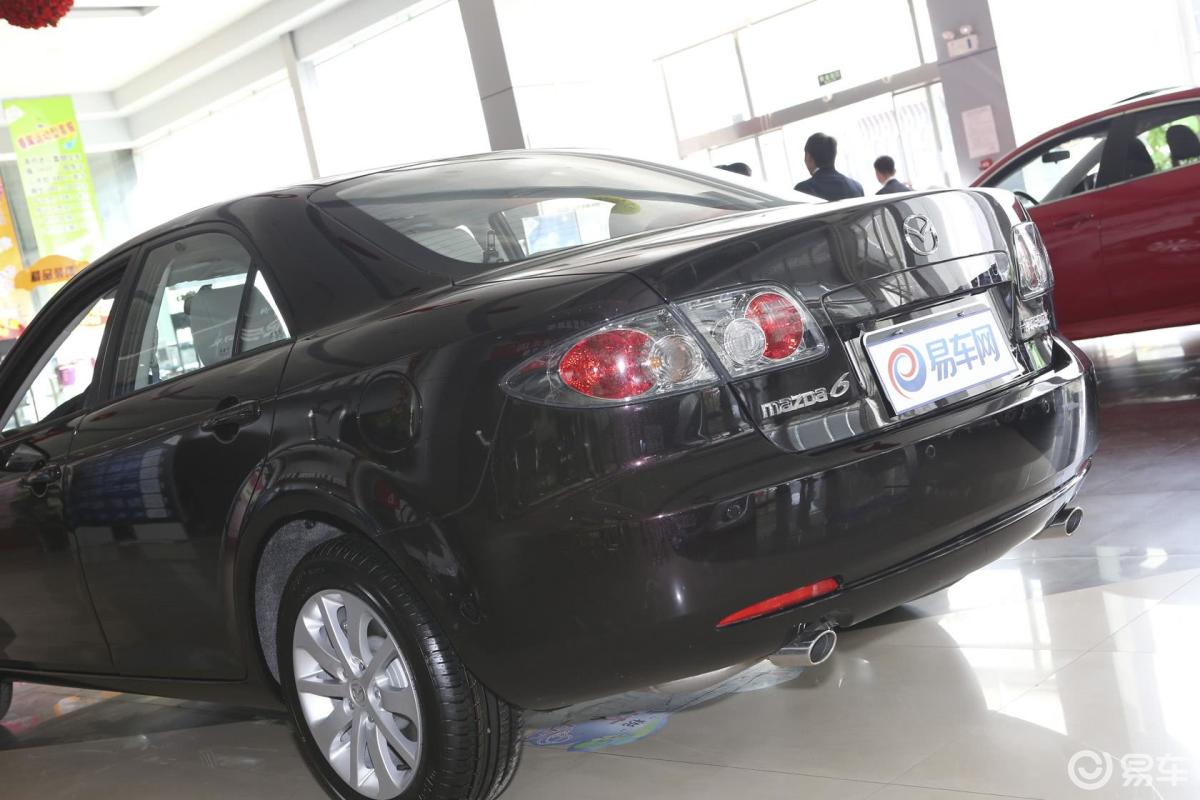 【马自达62013款2.0l 时尚型车尾局部汽车图片-汽车图片大全】-易车