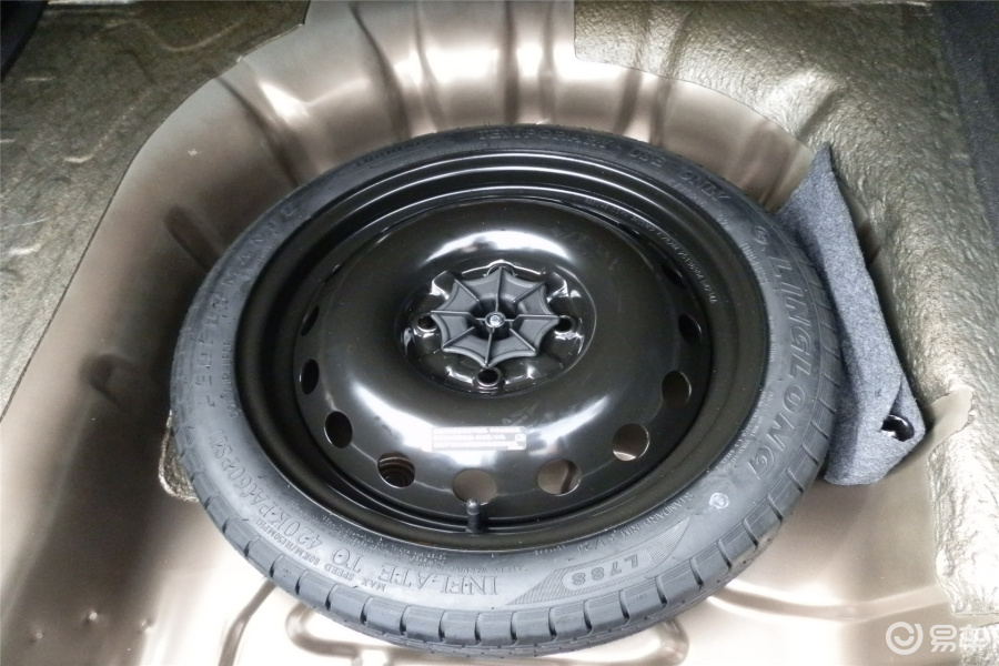 宝骏630 备胎图