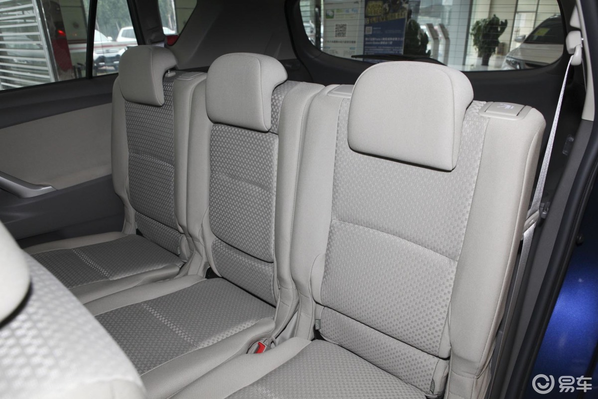 6l 6mt 160e 精英版 5座】丰田逸致_ 1.