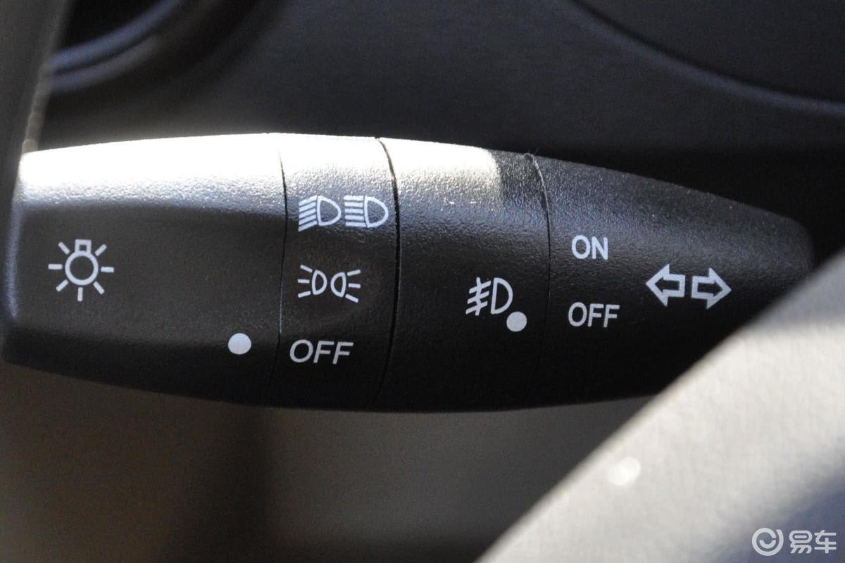 5l 手动 豪华型大灯远近光调节柄汽车图片-汽车图片大全】-易车