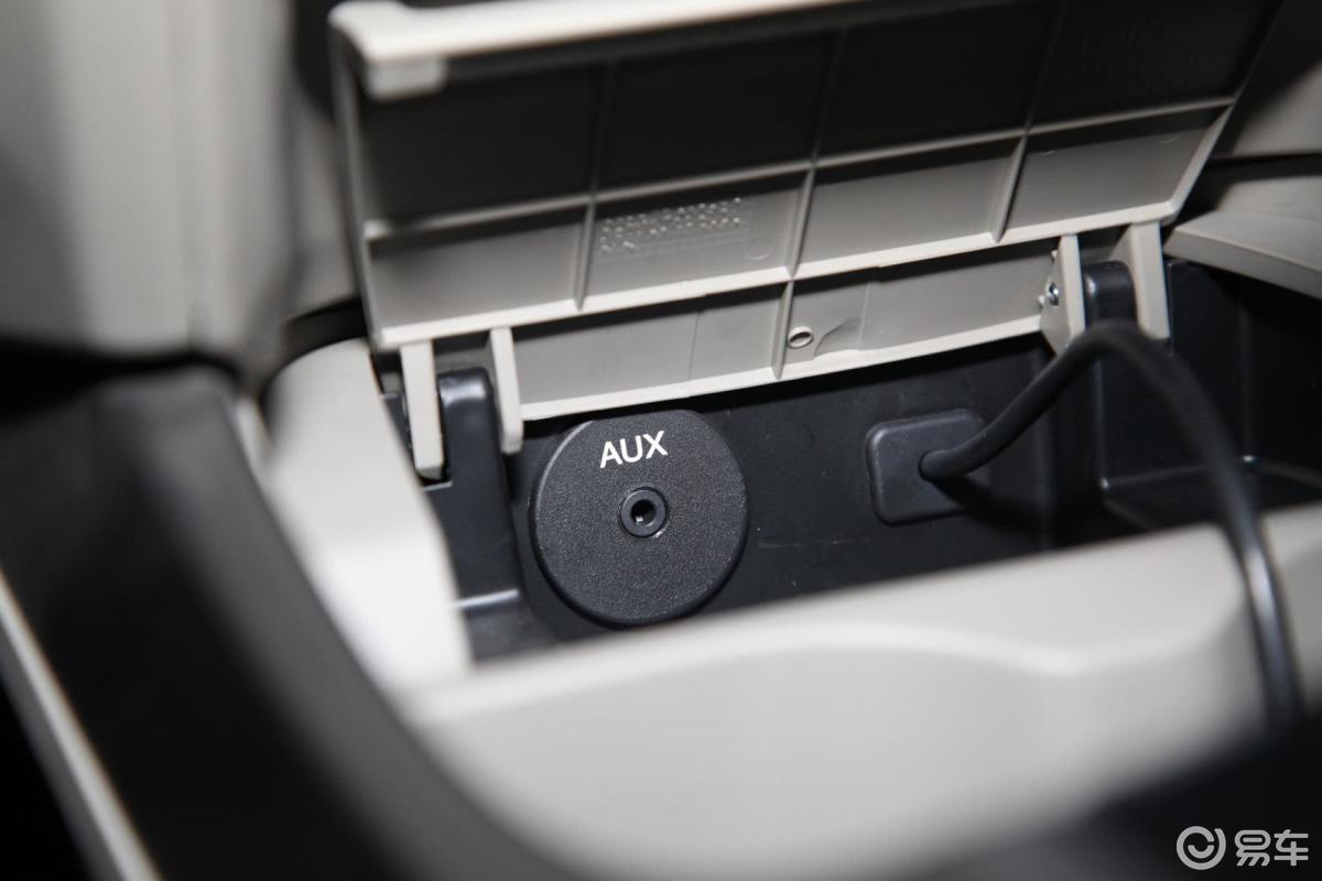 5l 手动 精英版aux接口汽车图片-汽车图片大全】-易车
