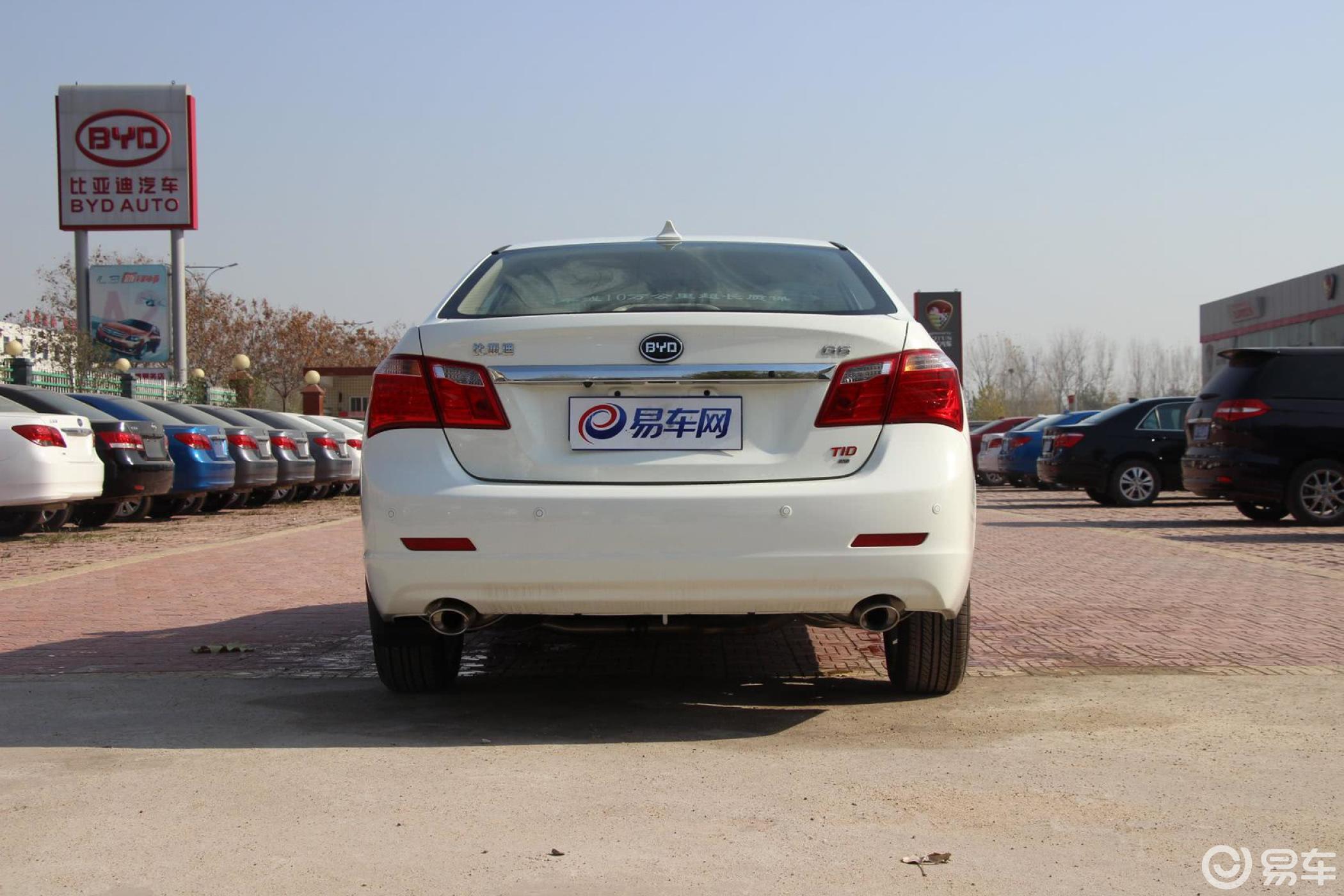 【比亚迪g62013款1.