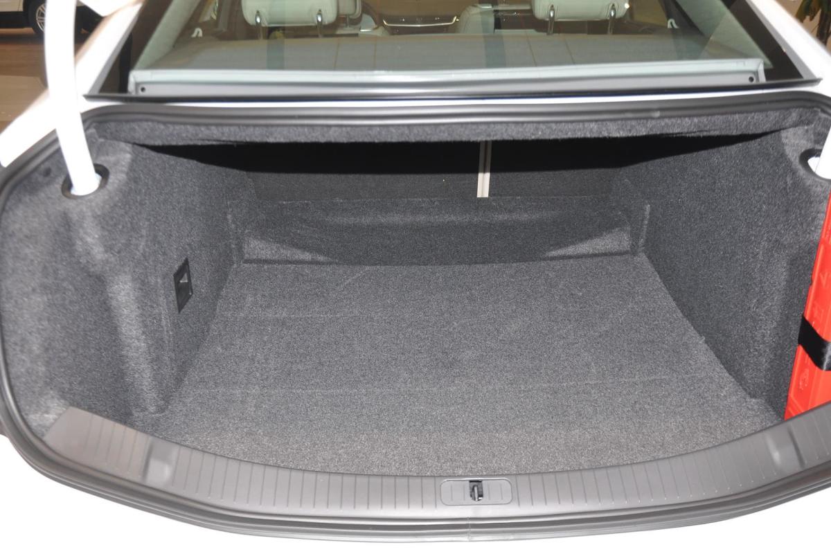 【凯迪拉克xts2013款36s 铂金版行李箱空间汽车图片-汽车图片大全】