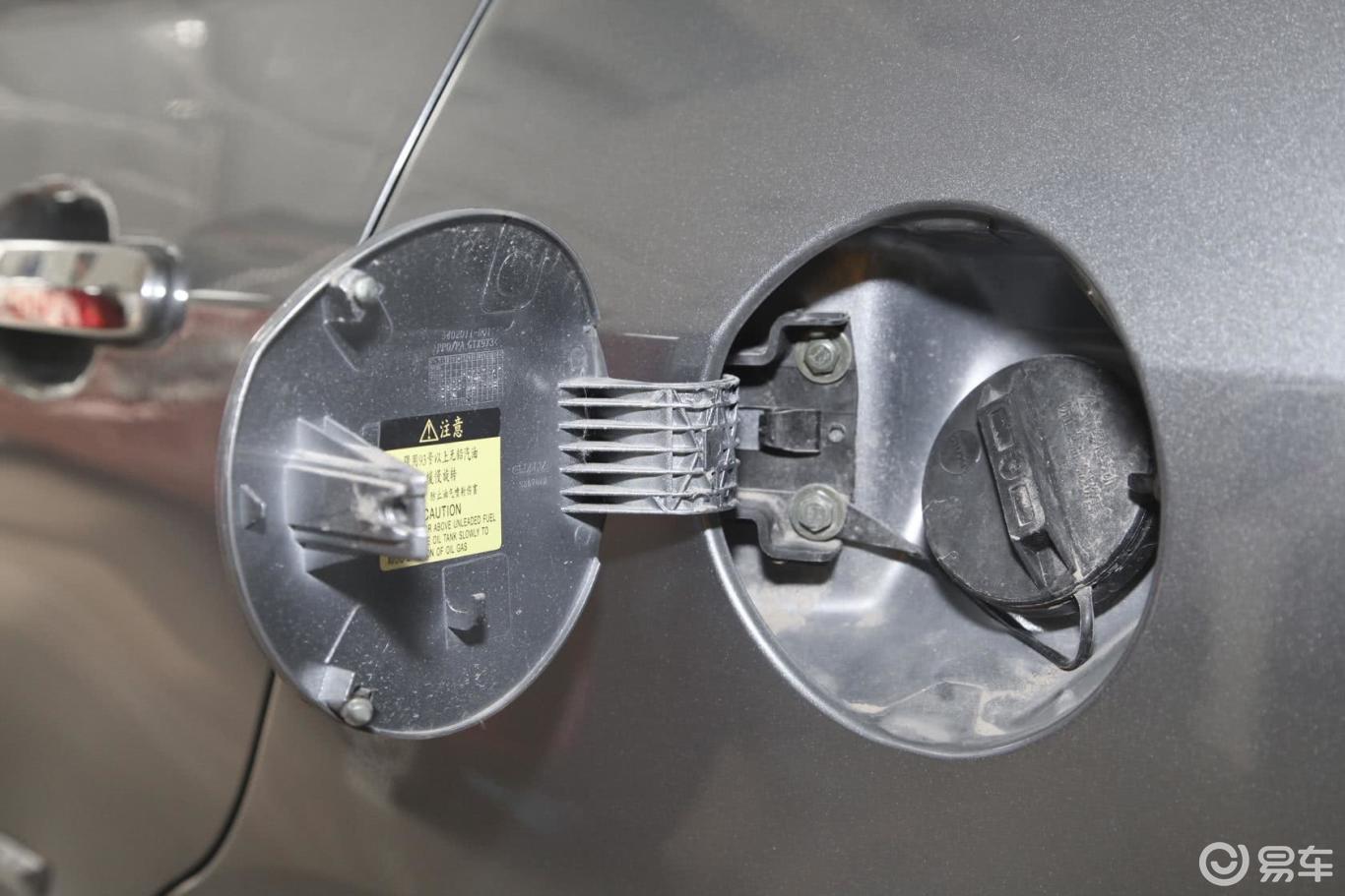 5l 手动 豪华型】长安悦翔_1.5l 手动 豪华型图片-网通社汽车