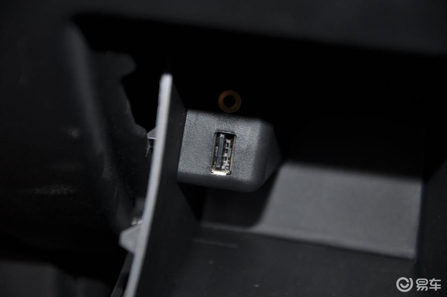 8dvvt 自动 驾值版usb接口汽车图片-汽车图片大全】-易车网