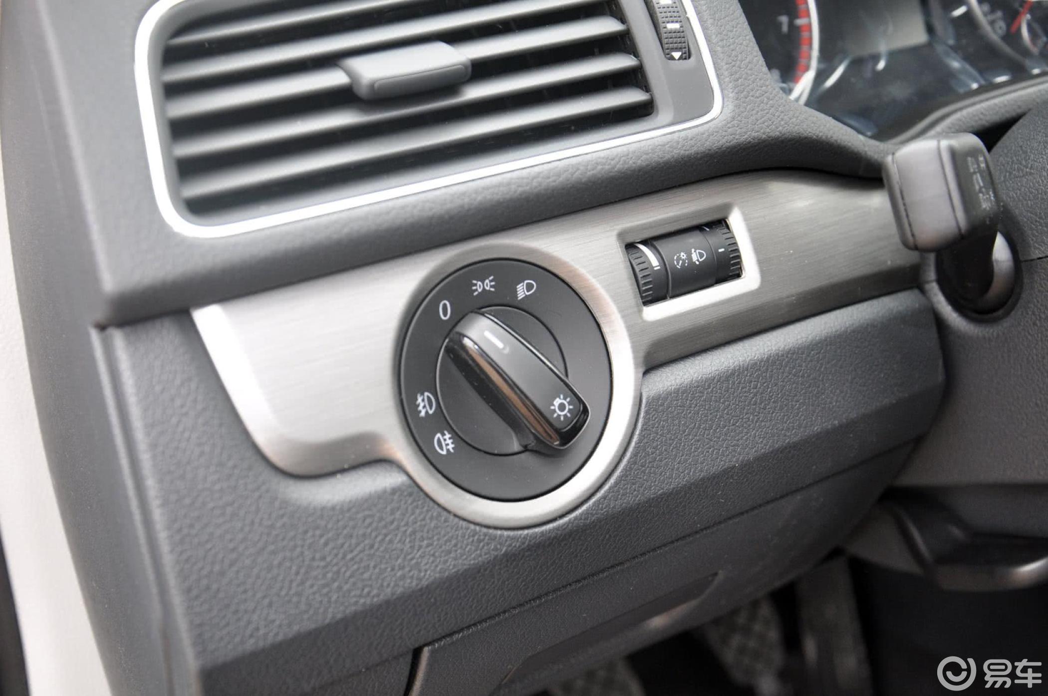 【帕萨特2013款1.