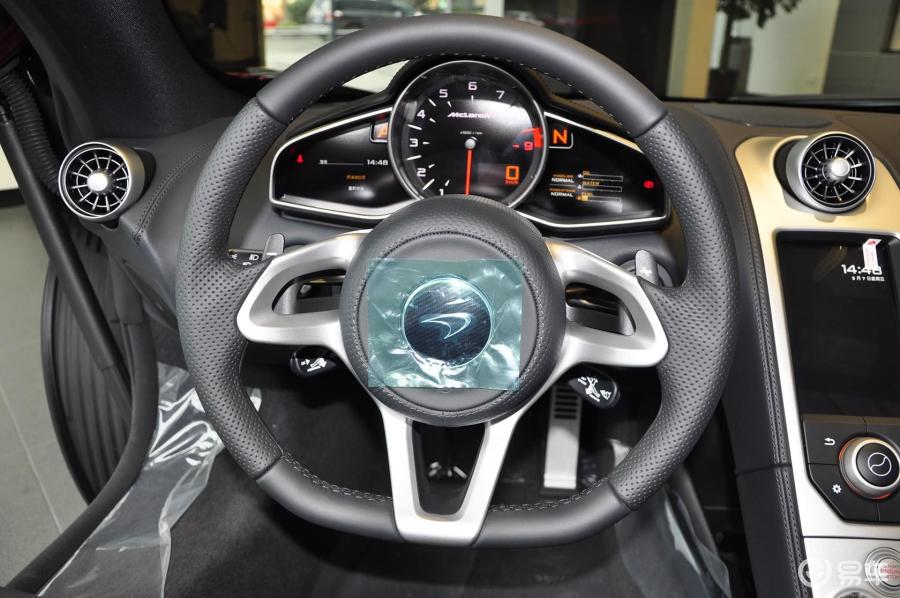 【迈凯伦12c2013款mp4-12c spider方向盘汽车图片-汽车图片大全】