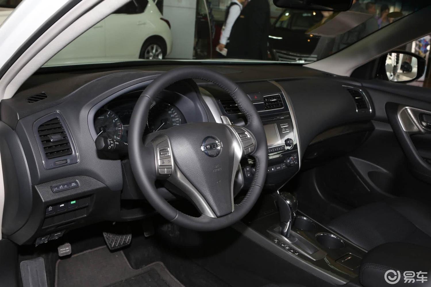 【天籁2013款2.5xl 领先版内饰汽车图片-汽车图片大全】-易车