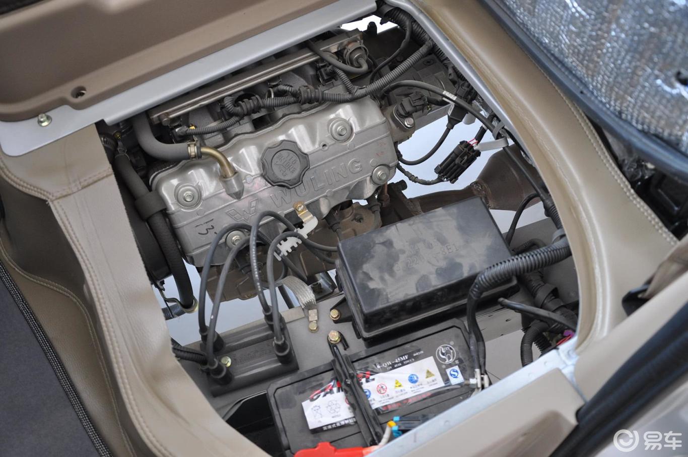 0l 手动 标准型 国四】一汽佳宝v70 Ⅱ_v70Ⅱ代 1.