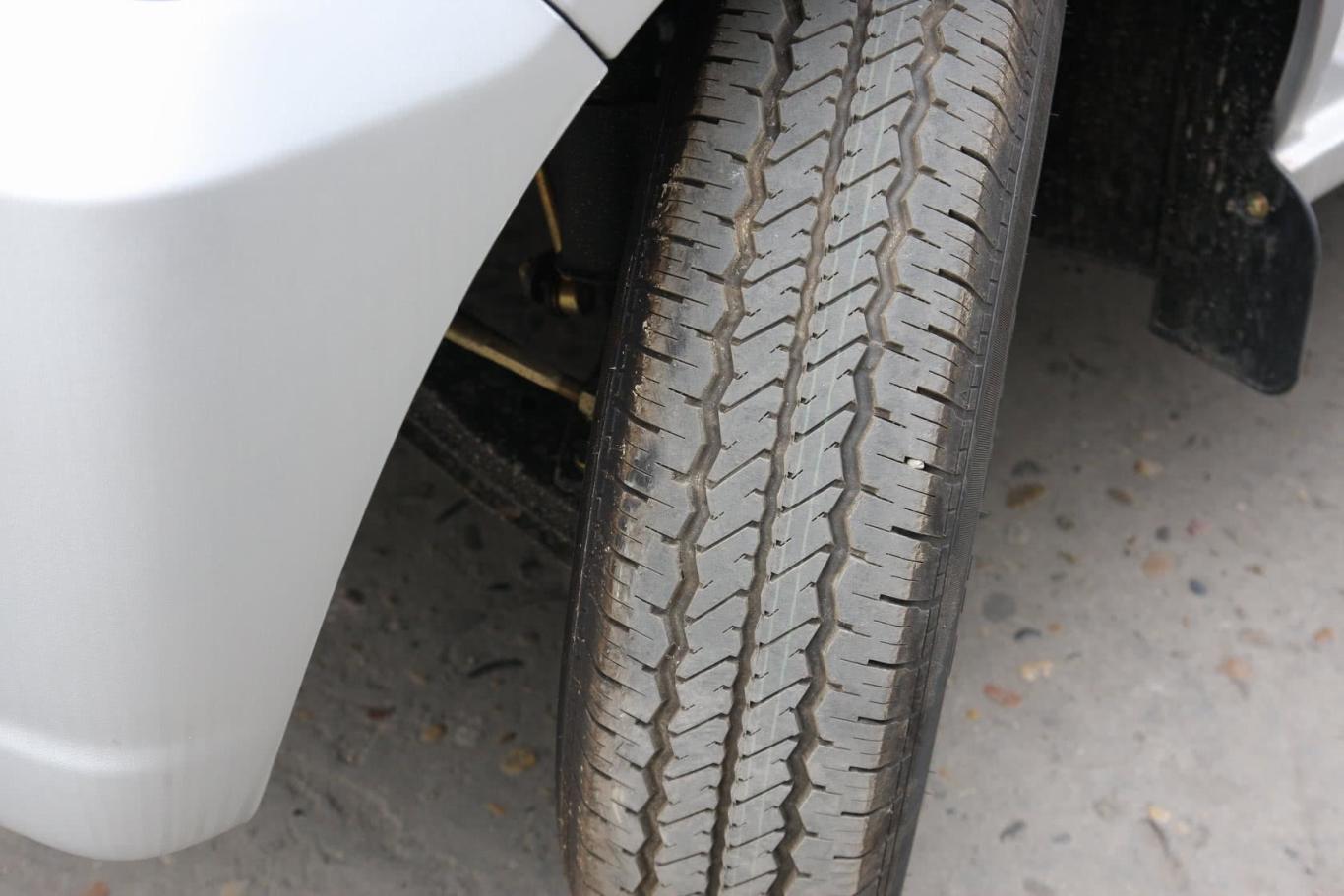 东风小康c361.4l 手动 基本型轮胎花纹