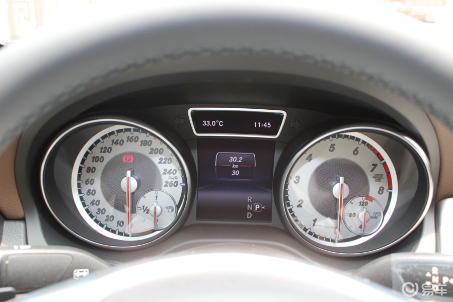 奔驰cla级(进口) 仪表盘背光显示图