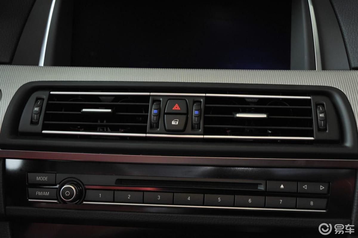 【宝马m52014款m5aux接口汽车图片-汽车图片大全】-易车