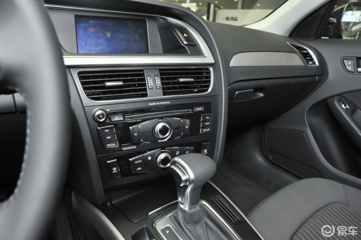 【奥迪a4l2013款30 tfsi 自动 舒适型内饰汽车图片-汽车图片大全】