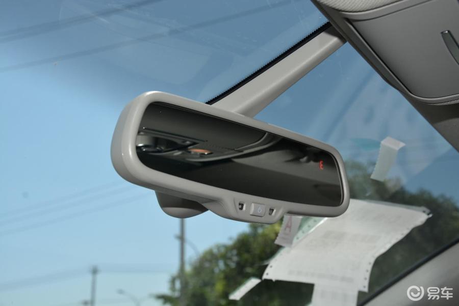 【奥迪q72014款35 tfsi quattro 越野型内后视镜汽车图片-汽车图片